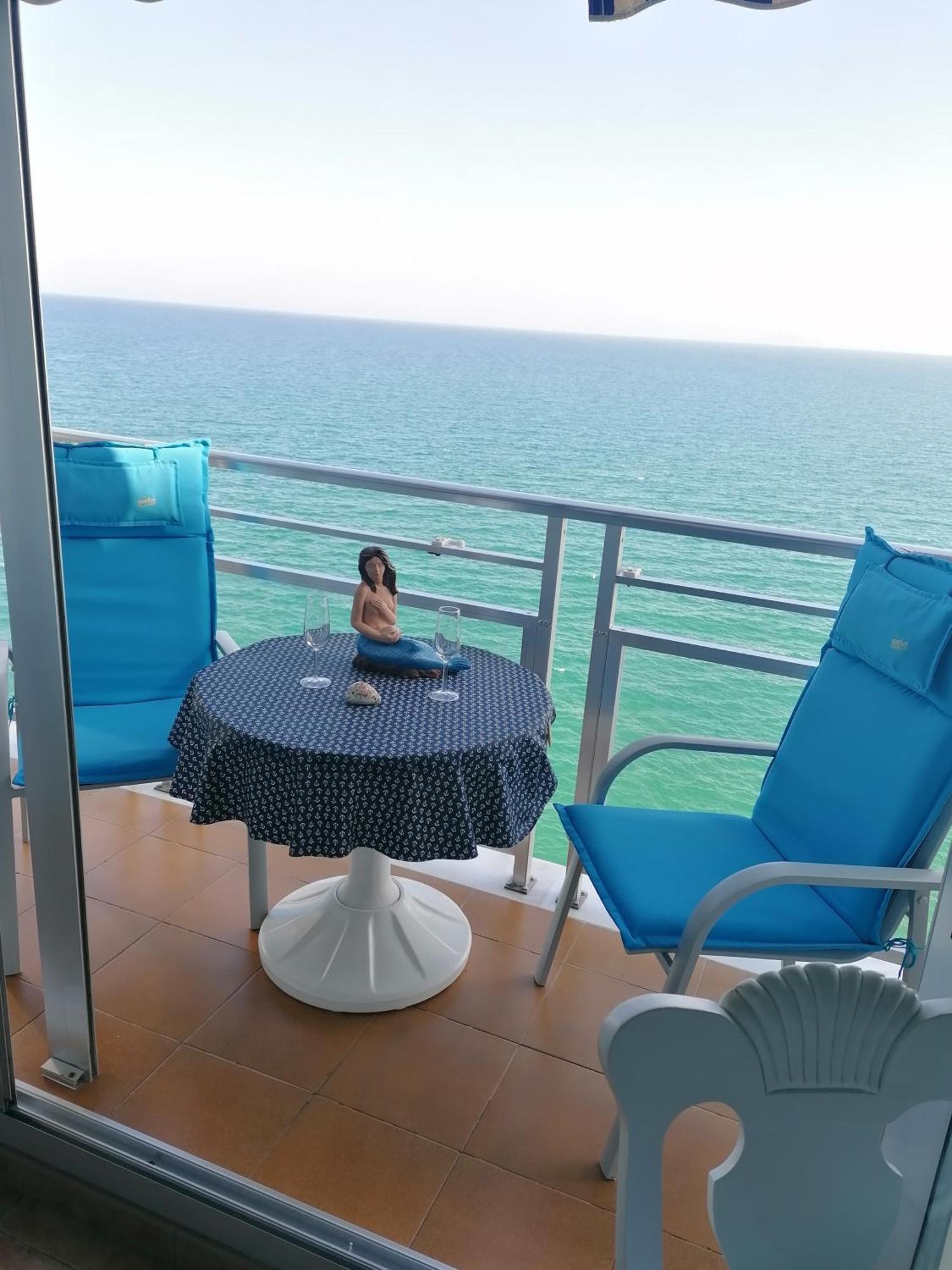Apartamento Junto Al Mar กูลเญรา ภายนอก รูปภาพ