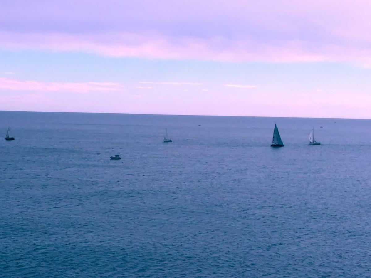 Apartamento Junto Al Mar กูลเญรา ภายนอก รูปภาพ